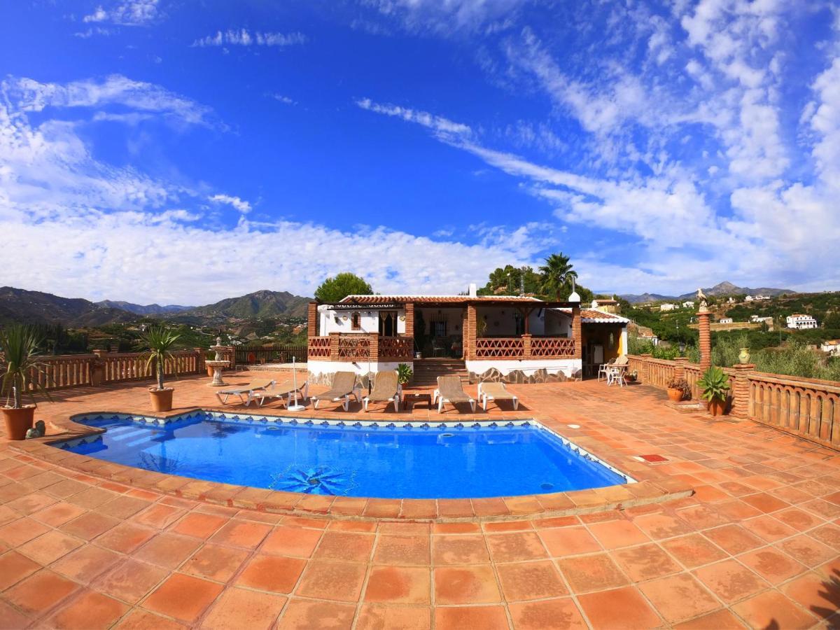 Villa Casa La Araucaria Frigiliana Exterior foto
